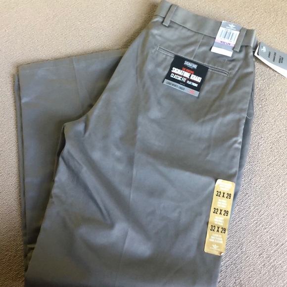 Dockers Other - Nwt Dockers Khaki pants size W32 L29